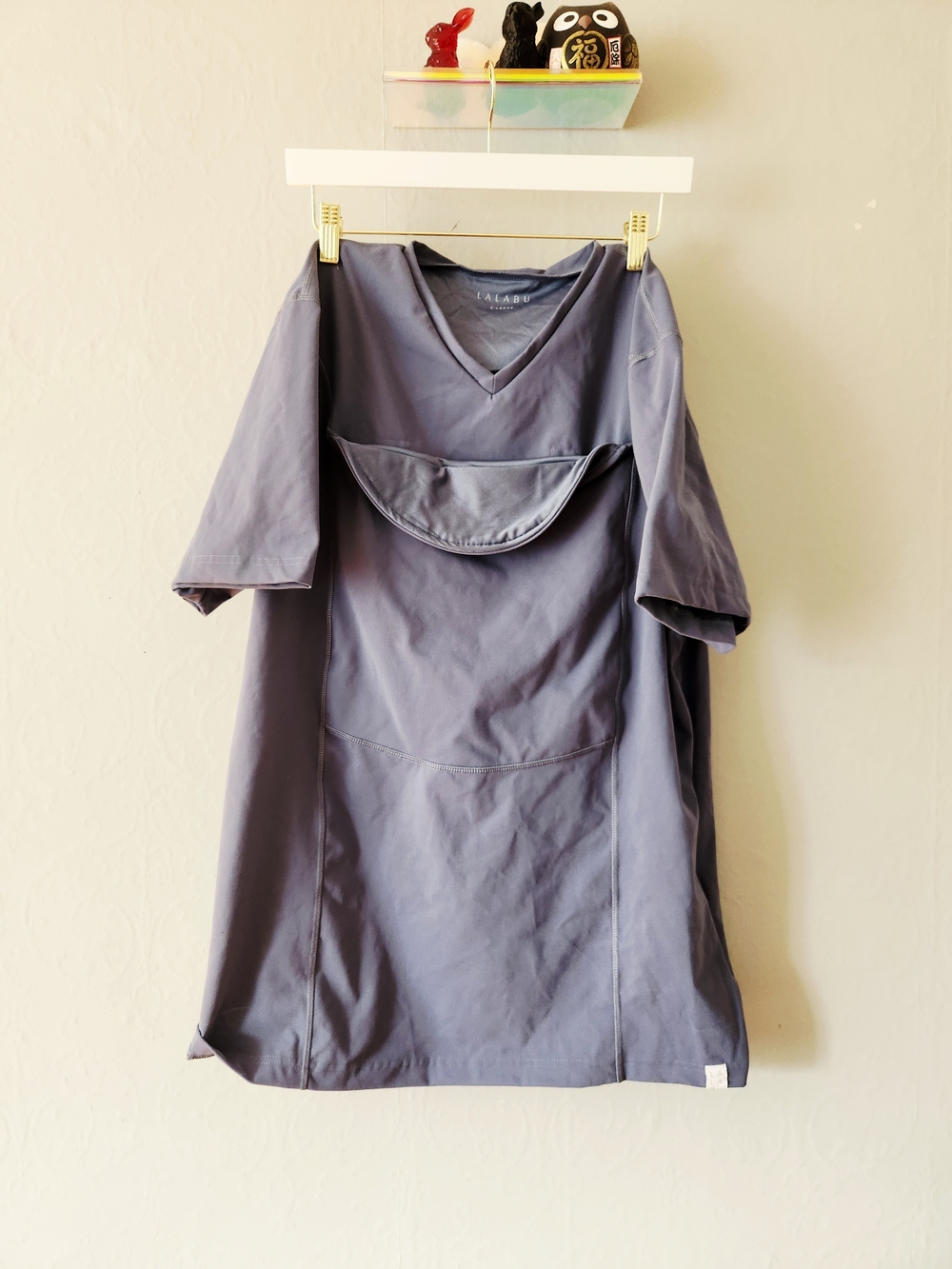 Lalabu Men's XL Newborn Carrying Tee in Slate Blue